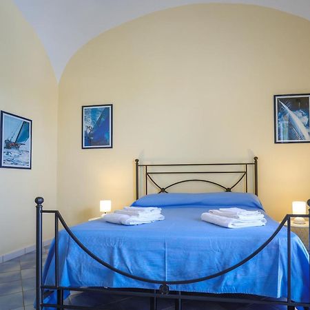 Appartamento Panoramico La Rosa Dei Venti - Maestrale Ischia Buitenkant foto