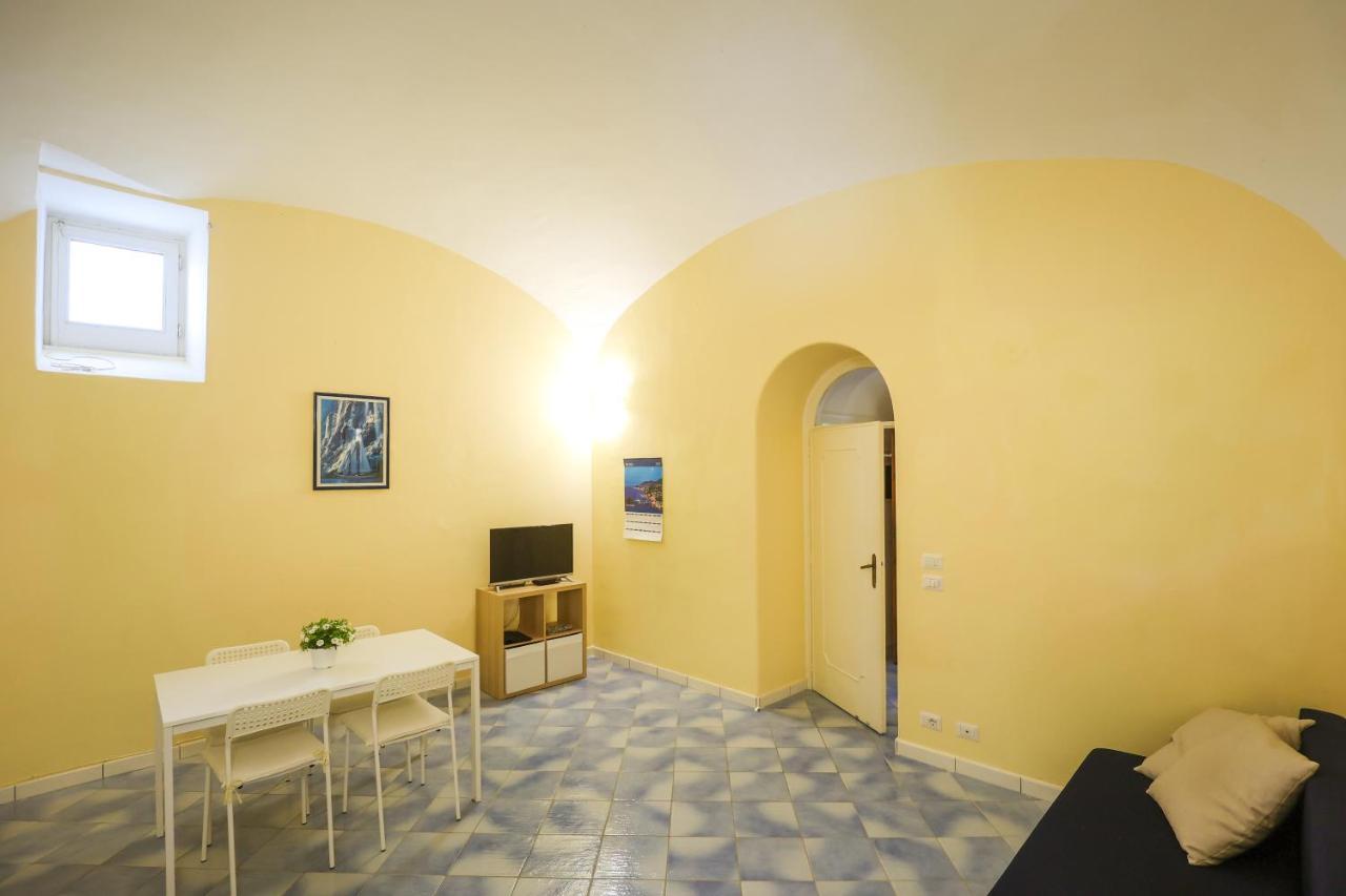 Appartamento Panoramico La Rosa Dei Venti - Maestrale Ischia Buitenkant foto